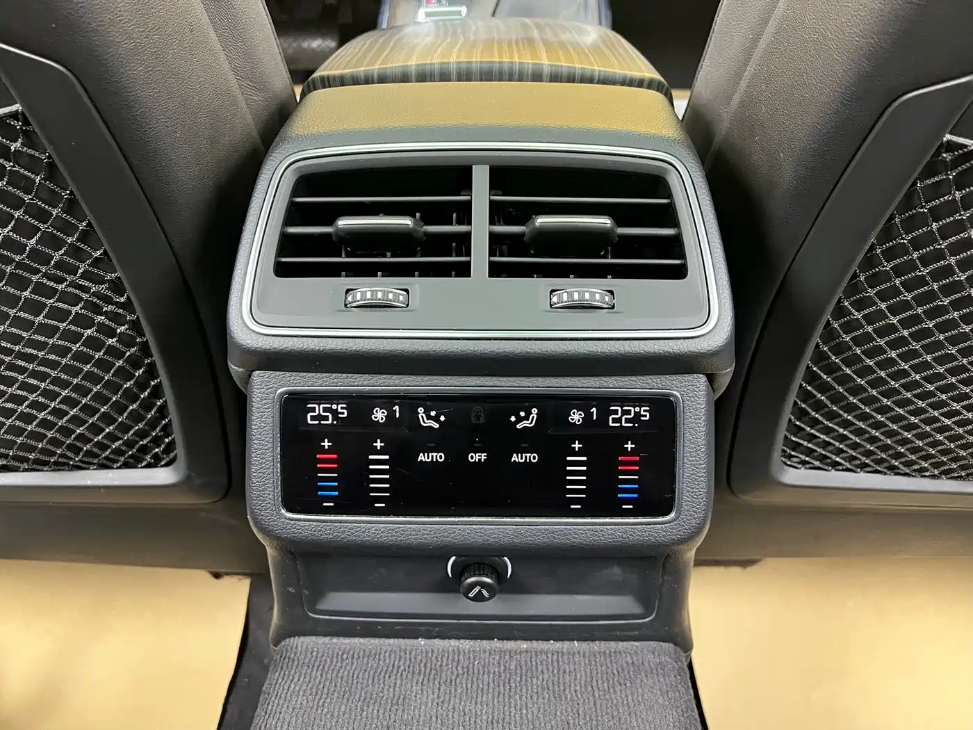 Audi A6L 2019 45 TFSI Premium Dynamic фото 24
