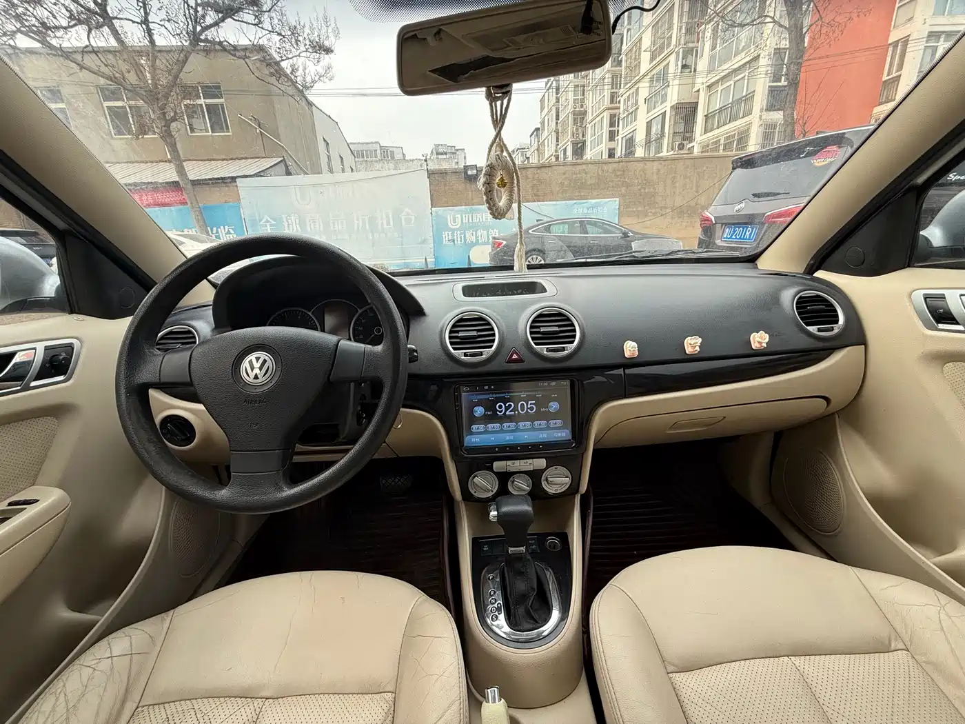 Volkswagen Lavida 2011 1.6L Automatic Pinxuan Edition фото 10