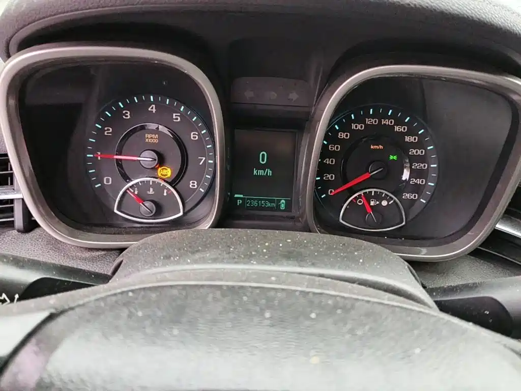 Photo 4 - Chevrolet Malibu