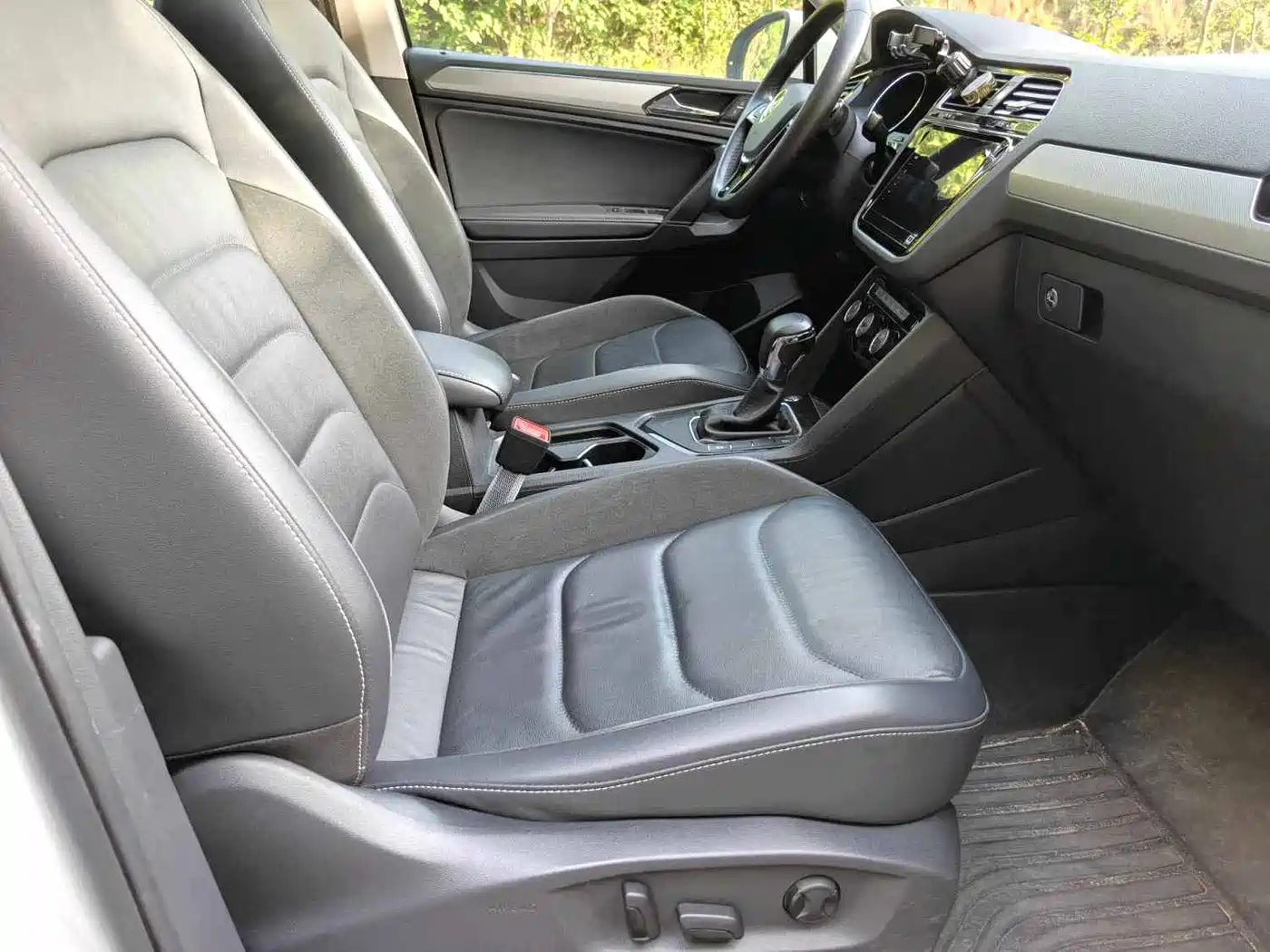 Volkswagen Tiguan L 2021 330TSI Automatic 2WD Smart фото 7