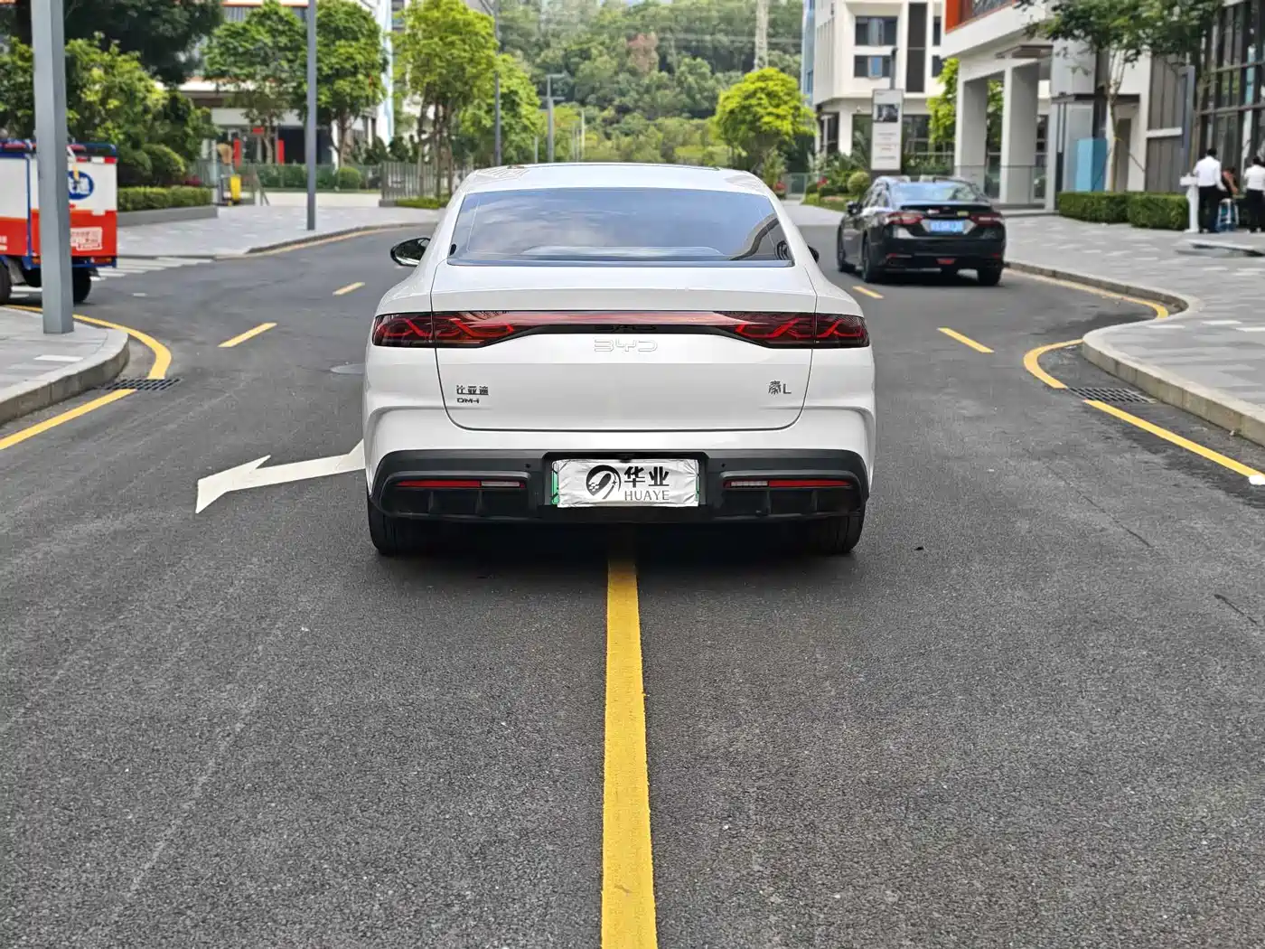 BYD Qin L 2024 DM-i 80KM Superior фото 10