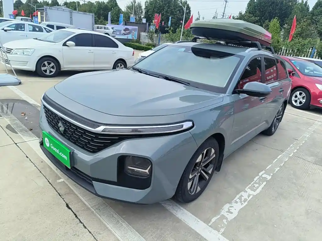Фото 2 - Baojun Valli
