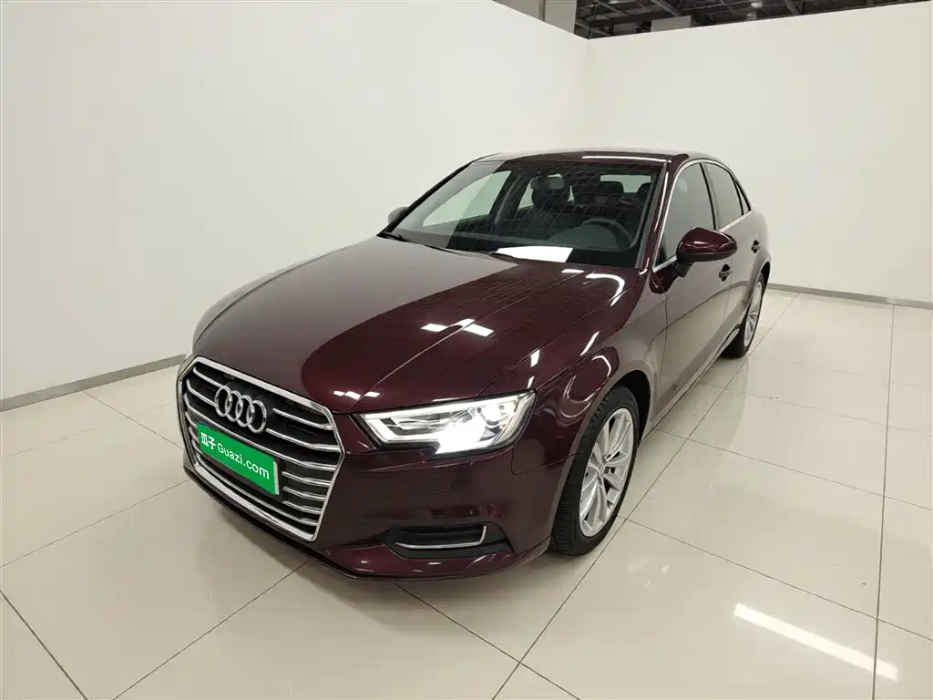 Audi A3 2019 Limousine 35 TFSI Progressive China VI фото 2