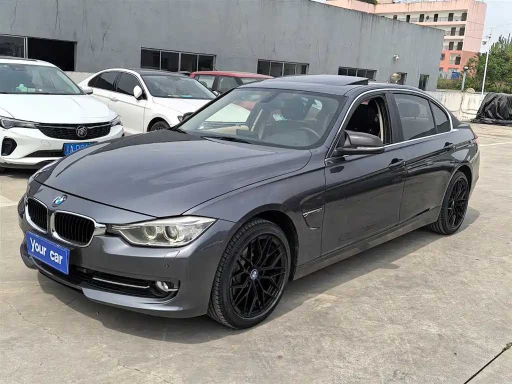BMW 3 Series 2013 320Li Fashion Model