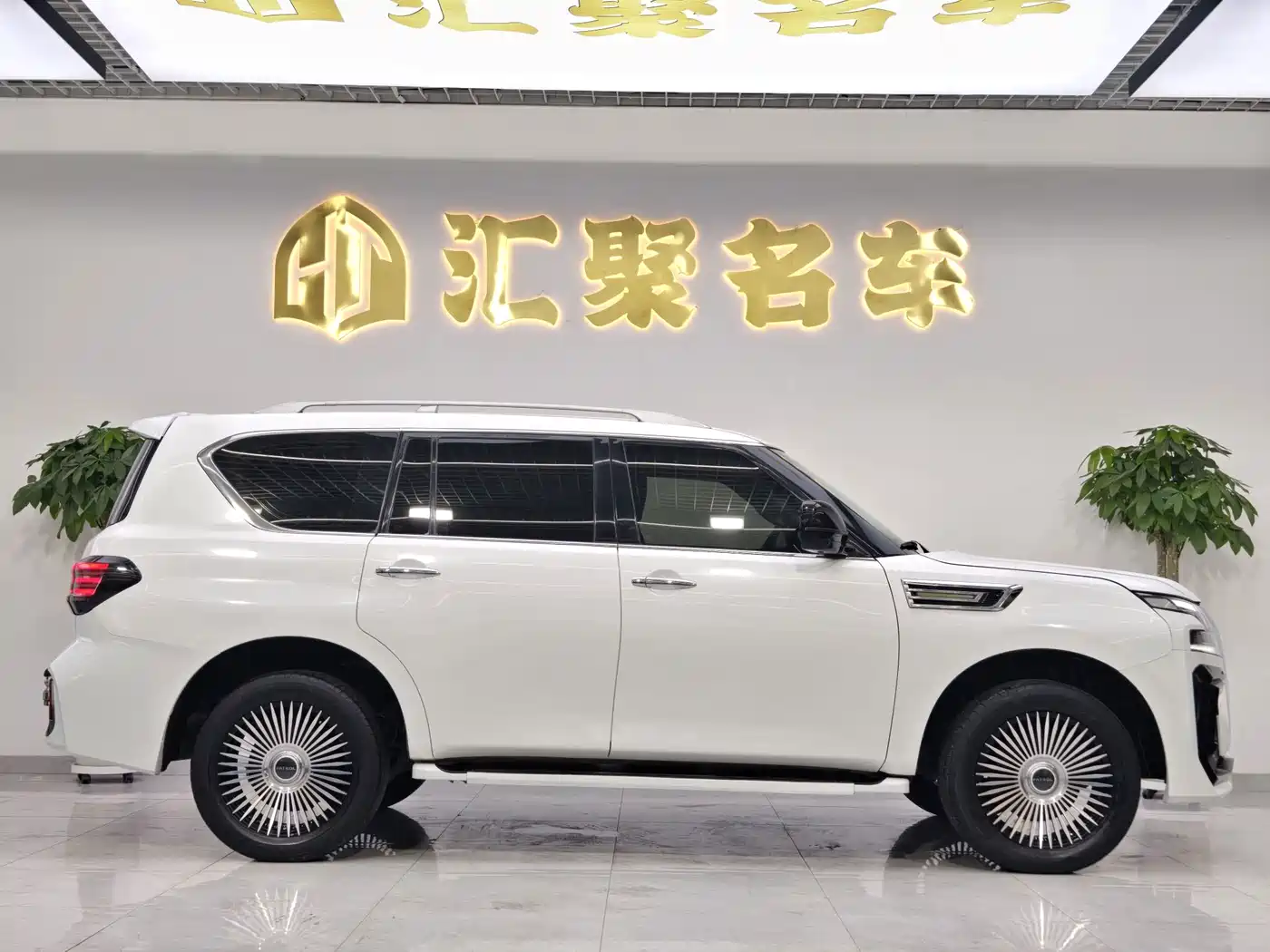 Nissan Patrol 2017 2018 4.0L Flagship
