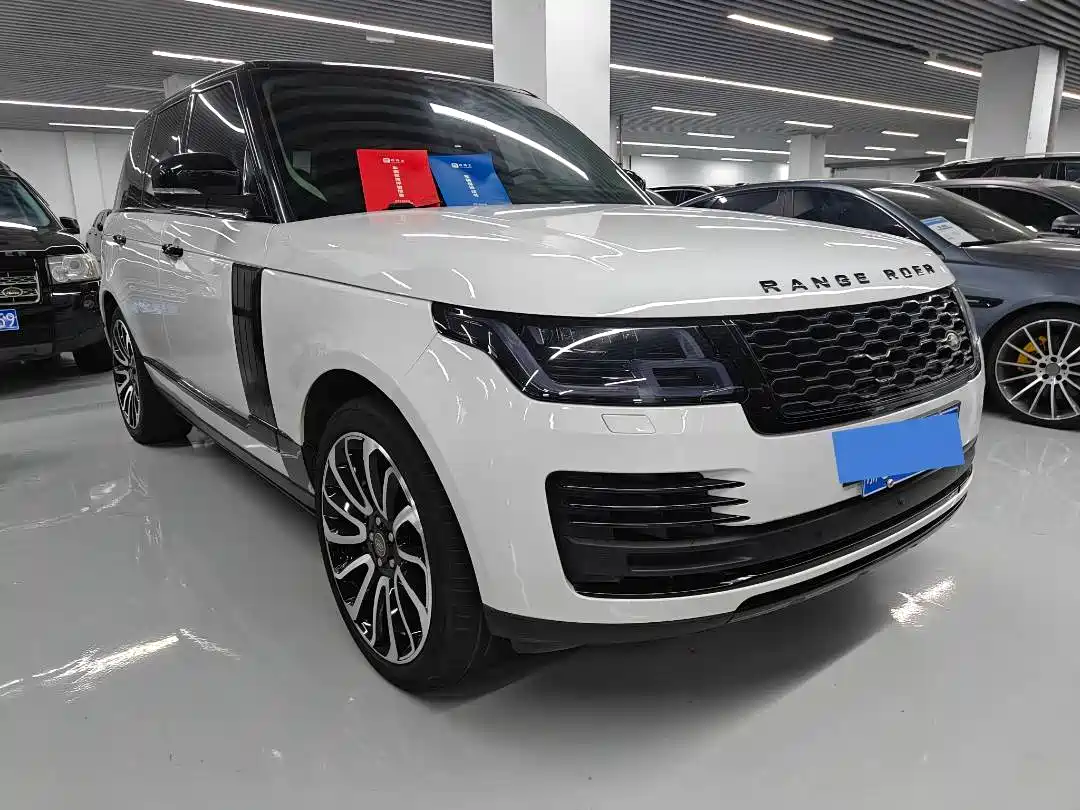 Land Rover Range Rover 2017 3.0 SC V6 Golden Age Edition фото 3