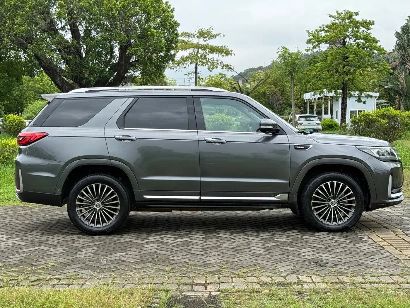 Changan CS95 2019 2019 2.0T 2WD Premium