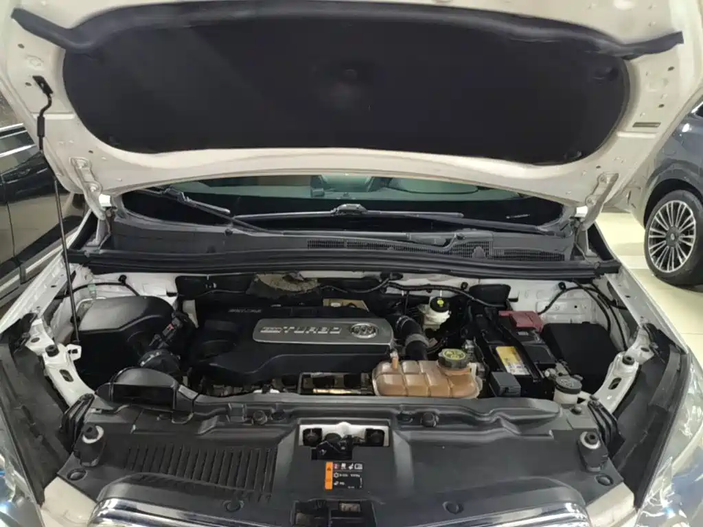 Фото 20 - Buick Encore