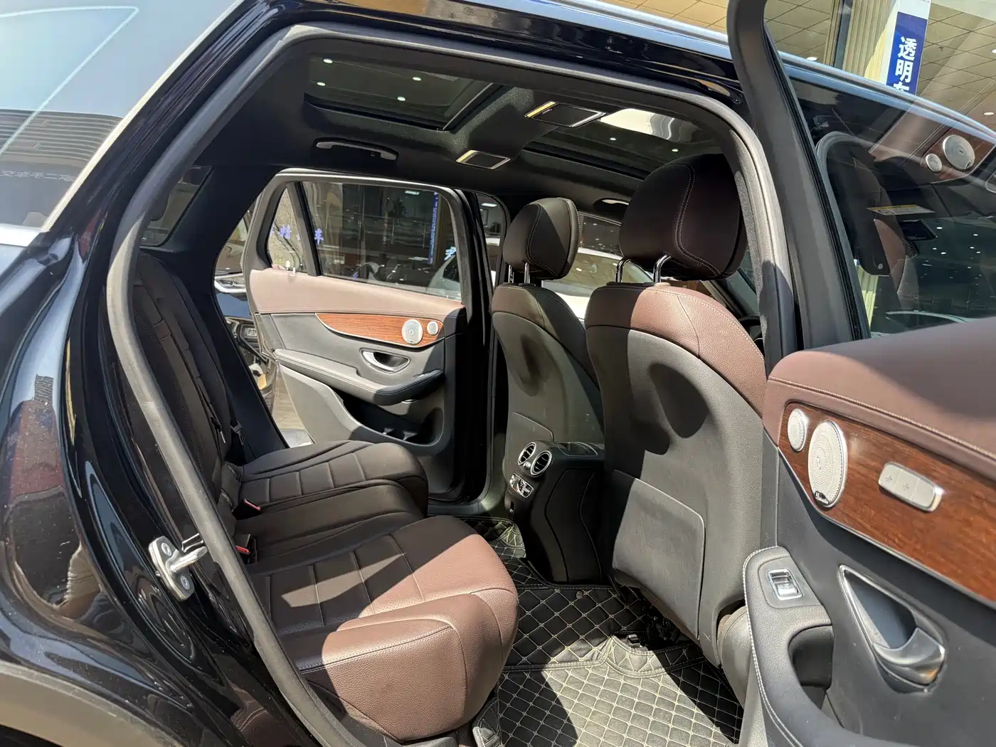 Mercedes-Benz GLC 2021 GLC 300 L 4MATIC Sporty фото 10