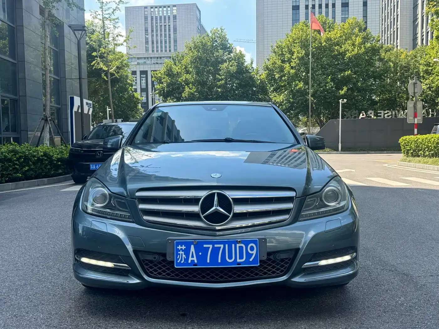 Photo 2 - Mercedes-Benz C-Class