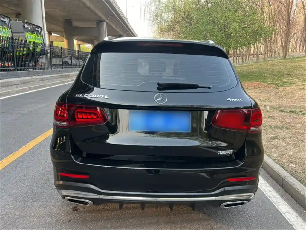 Mercedes-Benz GLC 2022 Facelift GLC 300 L 4MATIC Dynamic Collector's Edition фото 9