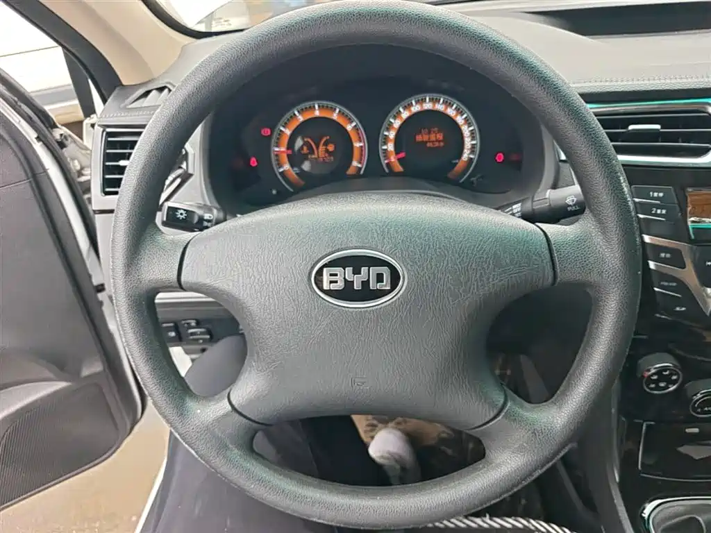 BYD F3 2020 1.5L Manual Premium Edition фото 11