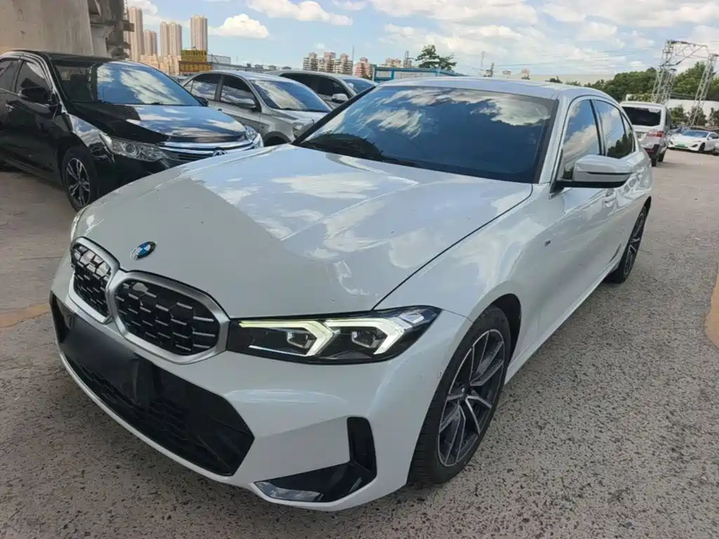 BMW 3 Series 2026 2025 325Li M Sport Package