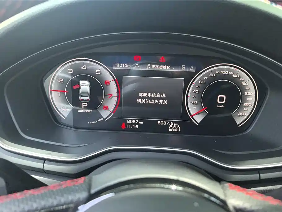 Audi A4L 2025 2 Million Celebration Edition 40 TFSI Luxury Dynamic фото 14