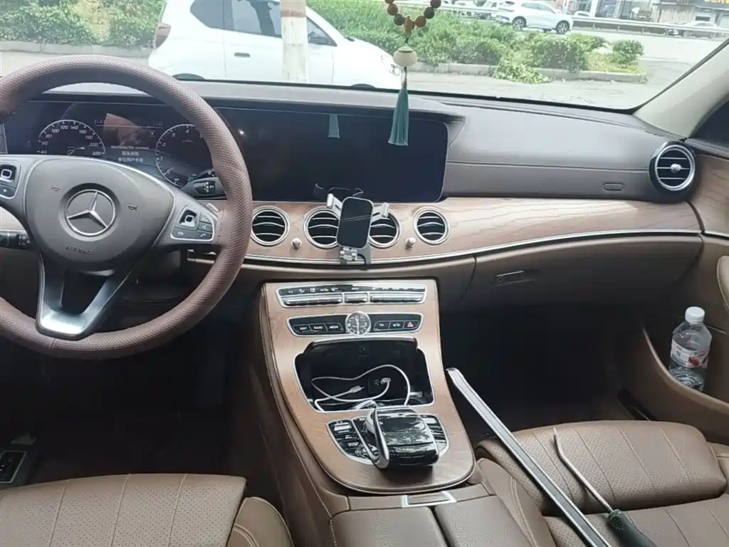 Mercedes-Benz E-Class 2018 Facelift E 200 L фото 13