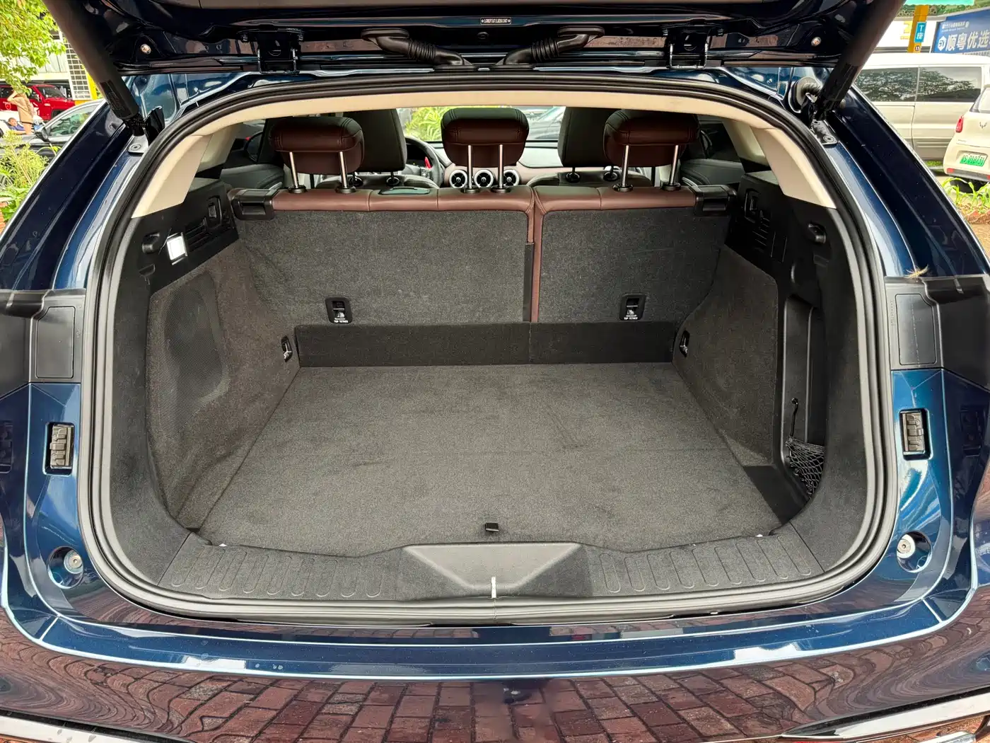 WEI PAI WEI BRAND VV7