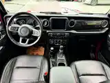 Фото 8 - Jeep Wrangler