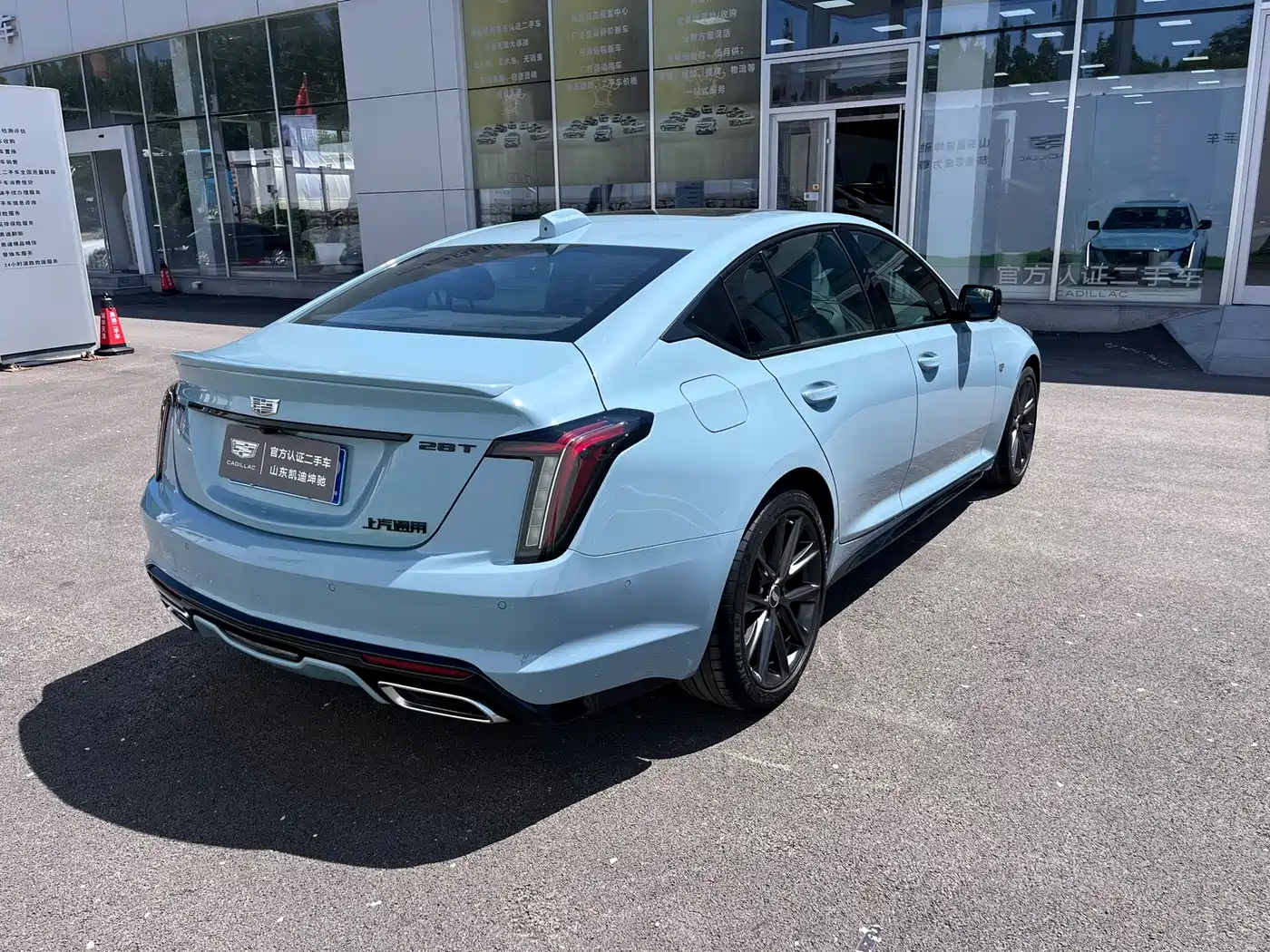 Cadillac CT5 2025 Model 28T Track Performance Edition + Peak Track Package фото 14