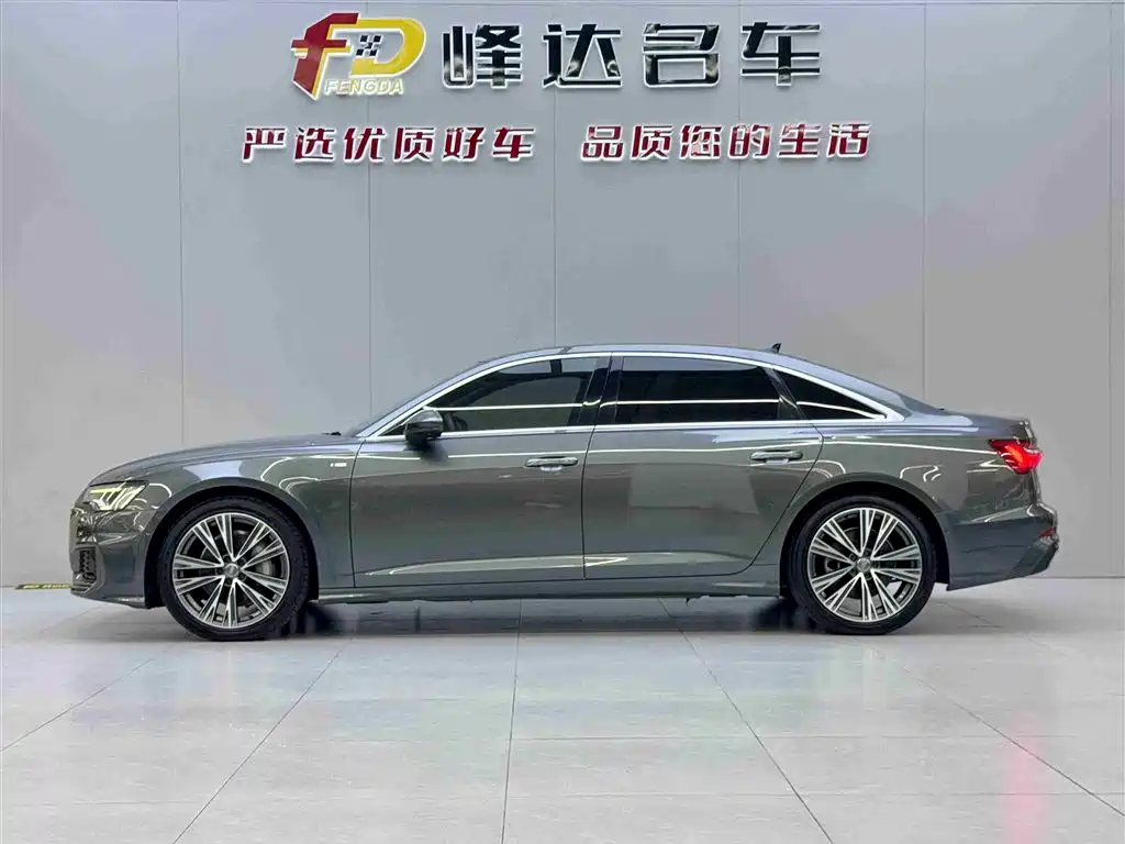 Audi A6L 2021 45 TFSI Exclusive Sport фото 4