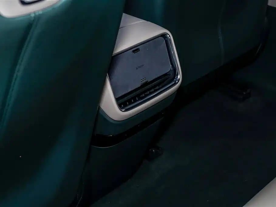 Xiaomi Auto Xiaomi YU7 2025 Extended Range RWD Edition фото 12
