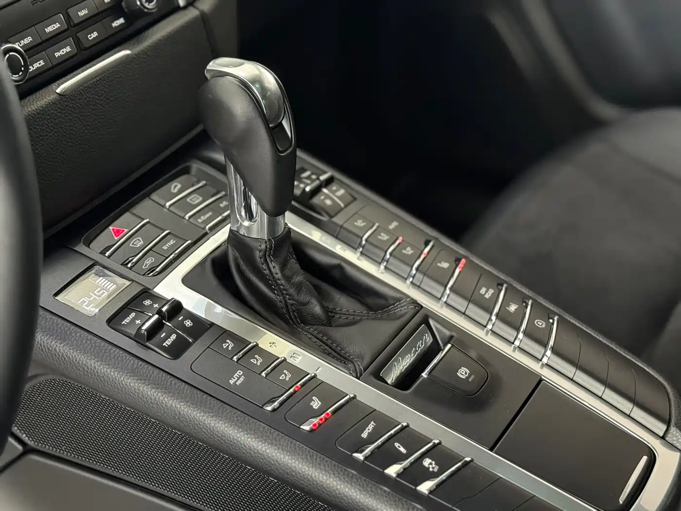 Porsche Macan 2017 Macan 2.0T фото 8