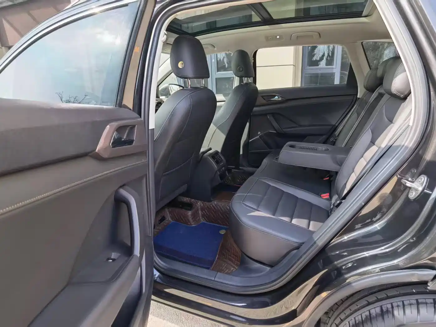 Volkswagen Tharu 2021 Model 280TSI 2WD Luxury Edition фото 14