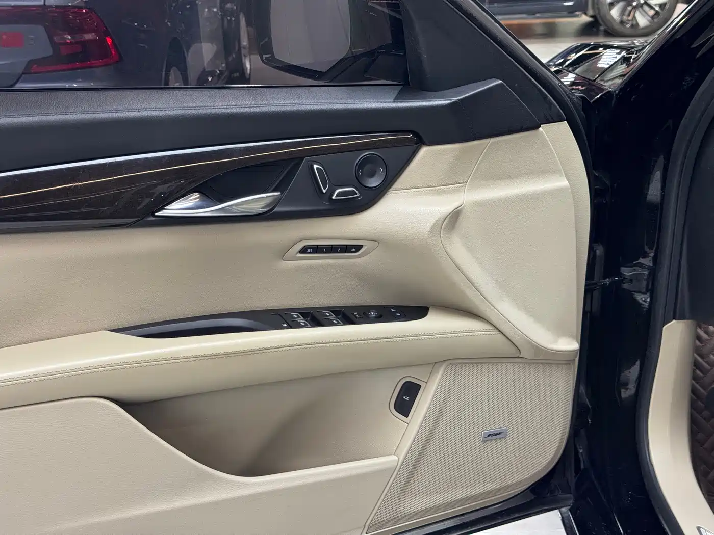 Фото 13 - Cadillac CT6