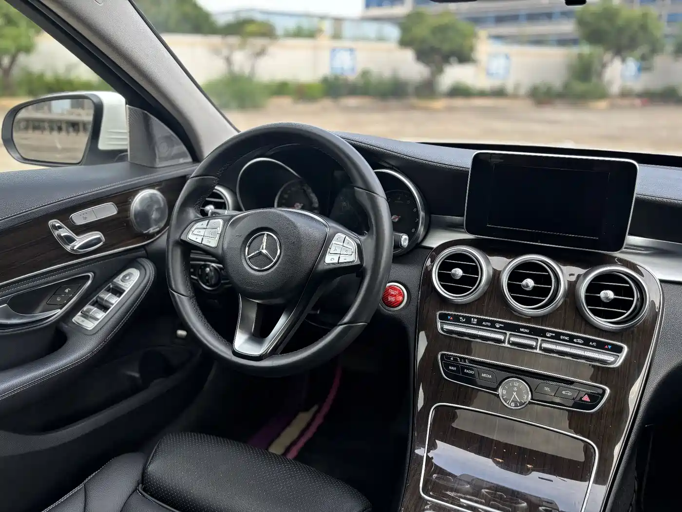 Mercedes-Benz C-Class 2015 Facelift C 200 L фото 13