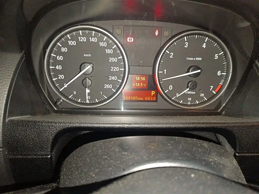 BMW X1 2015 Model sDrive18i Fashion Advanced Edition фото 5