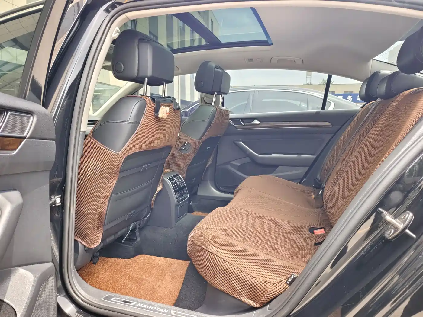 Volkswagen Magotan 2017 330TSI DSG Luxury фото 12