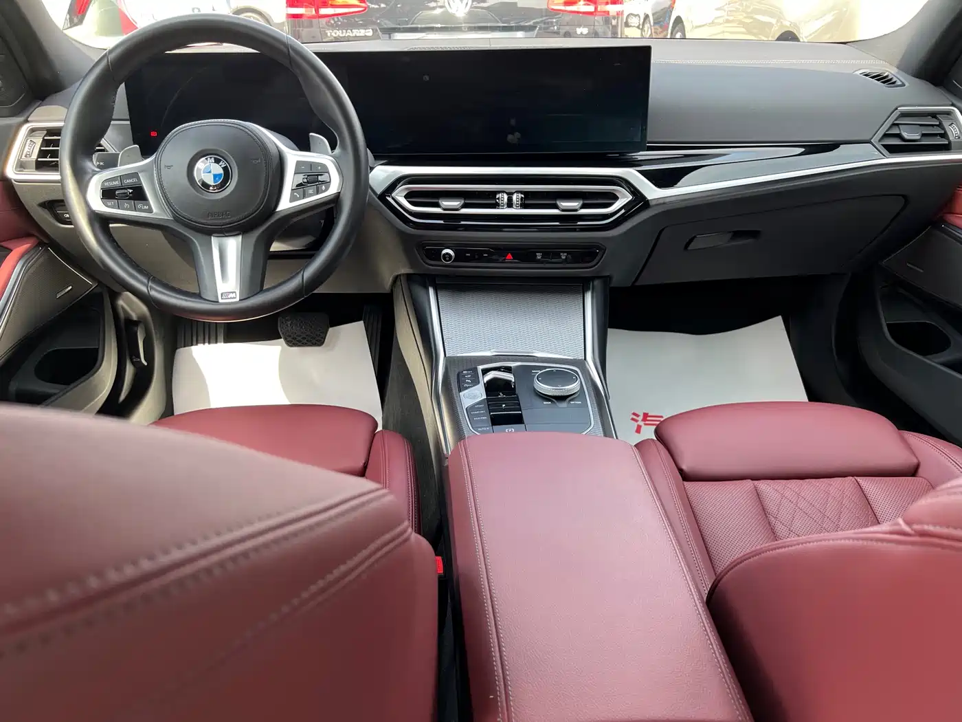 BMW 3 Series 2023 325i M Sport Black Night Package фото 10