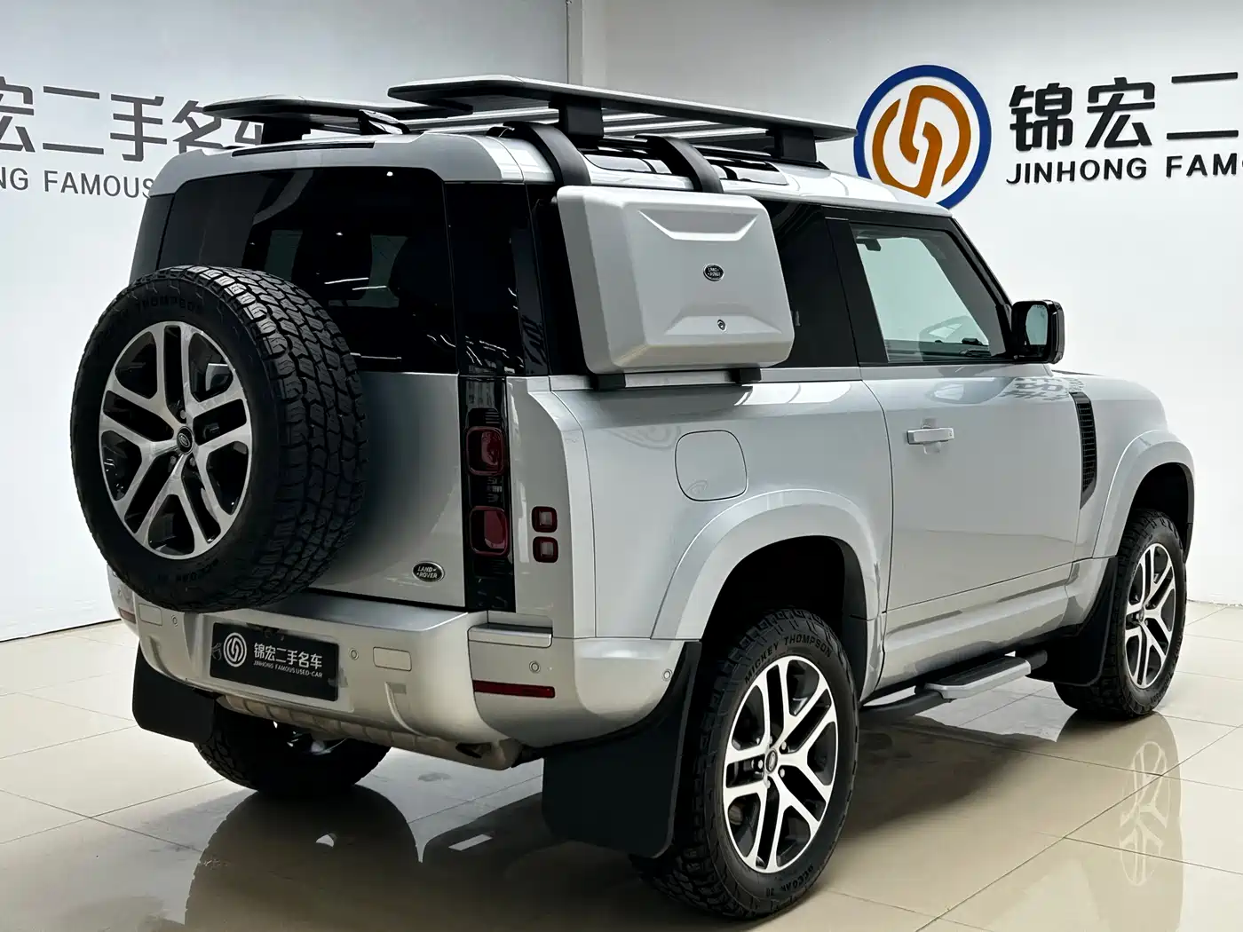 Land Rover Defender 2022 Model 90 3.0T P400 XS фото 23
