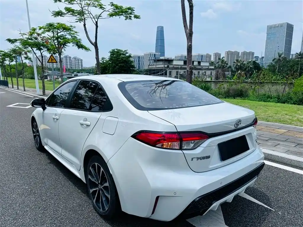 Toyota Levin 2021 185T CVT Premium Edition фото 7