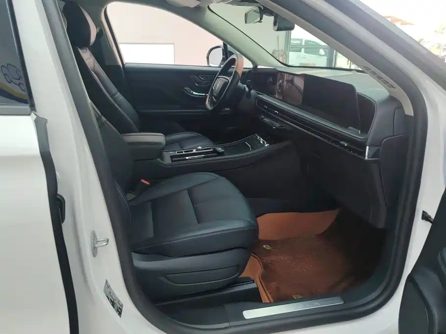 Lincoln Adventurer 2026 2025 1.5T 2WD Premium Hybrid