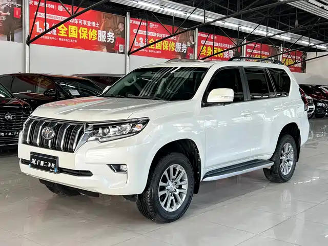 TOYOTA PRADO