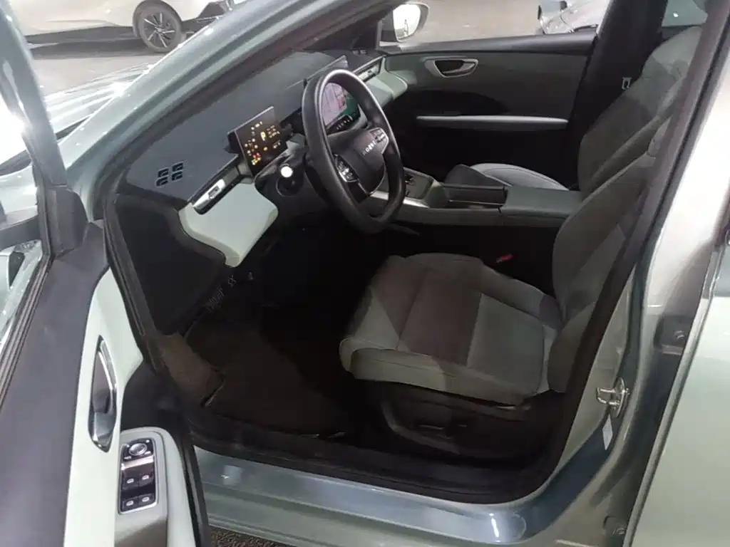 Roewe D6 2025 2025 520km Smart Edition