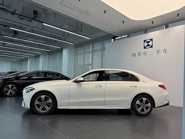 Mercedes-Benz C-Class 2022 C 200 L Sport Version — фото 3