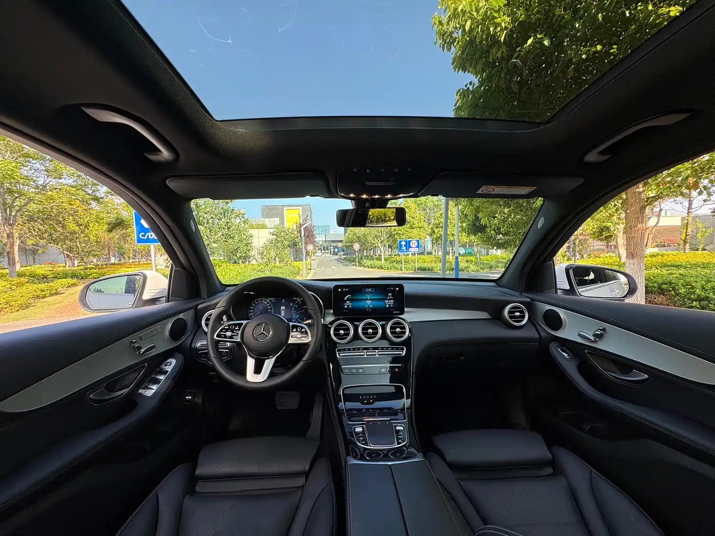 Mercedes-Benz GLC 2020 Facelift GLC 260 L 4MATIC Dynamic фото 32