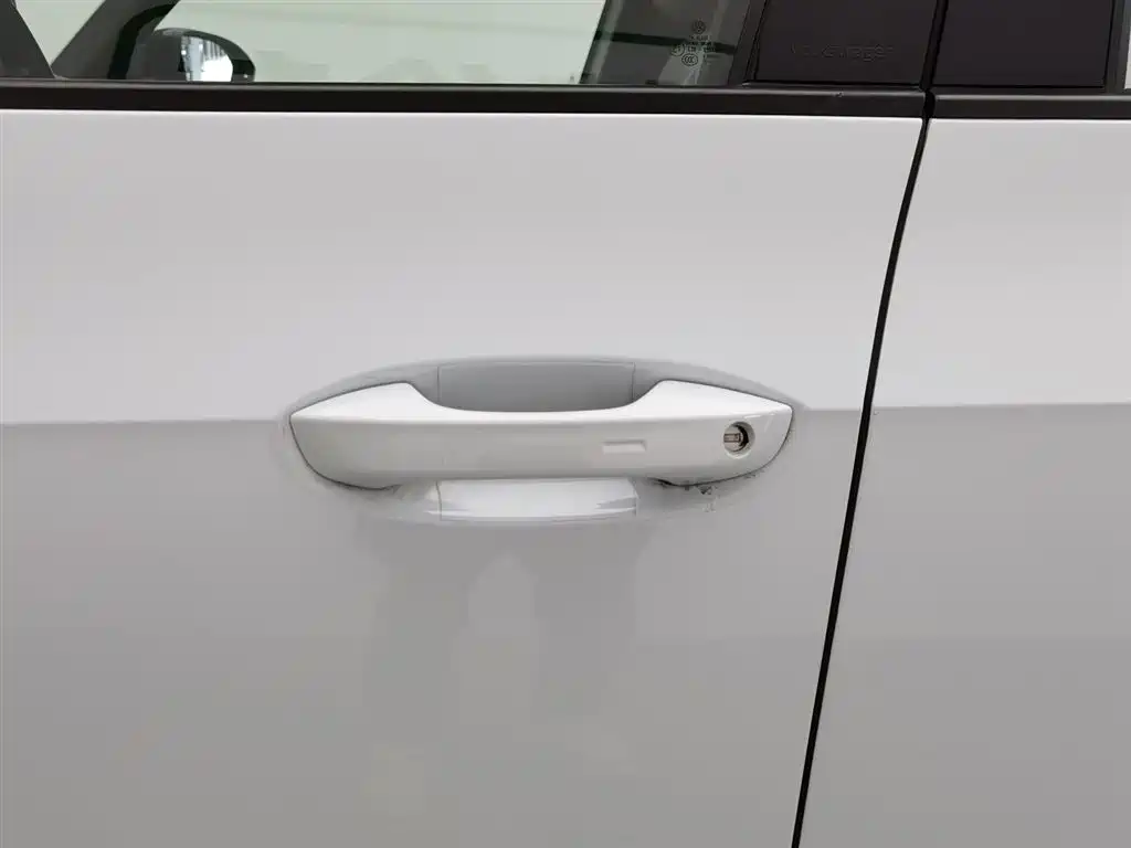 Volkswagen ID.3 2023 Ultimate Smart Edition фото 18
