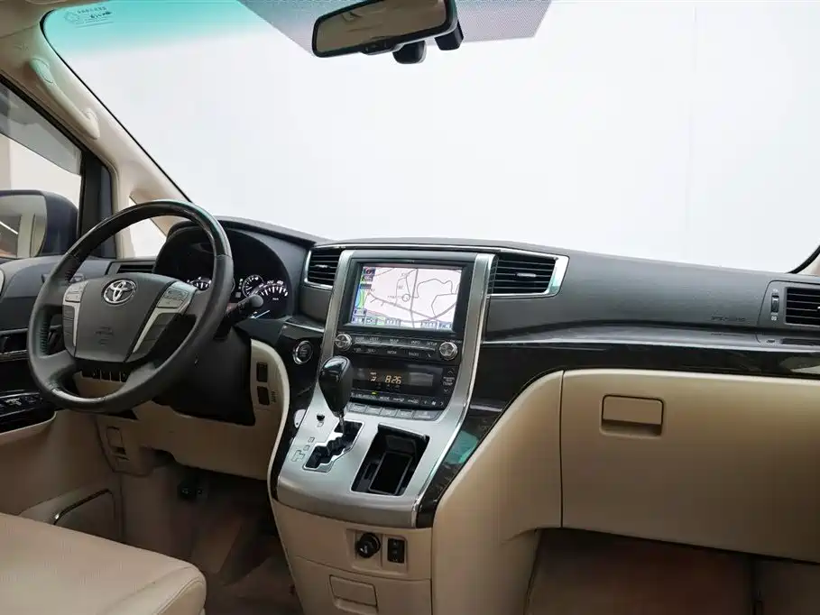 Toyota Alphard 2012 3.5L Luxury Edition фото 8