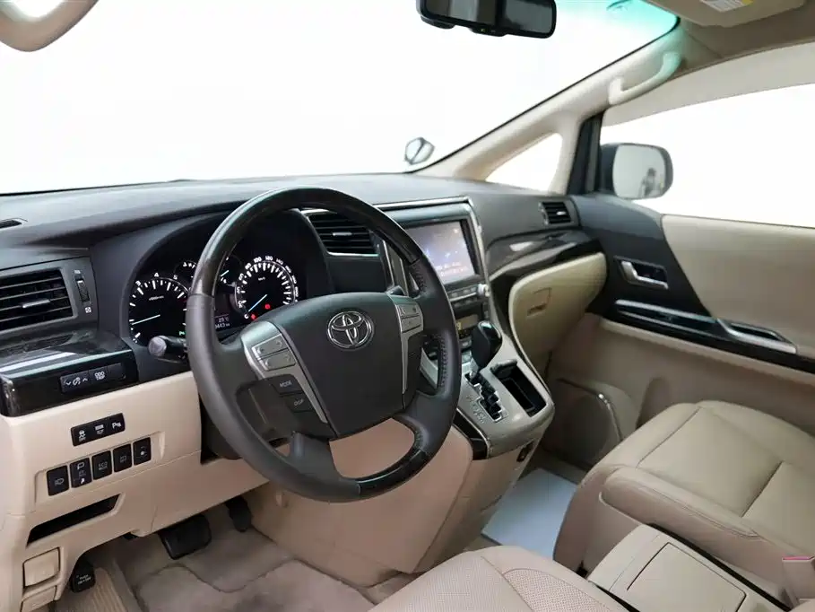 Toyota Alphard 2012 3.5L Luxury Edition фото 6