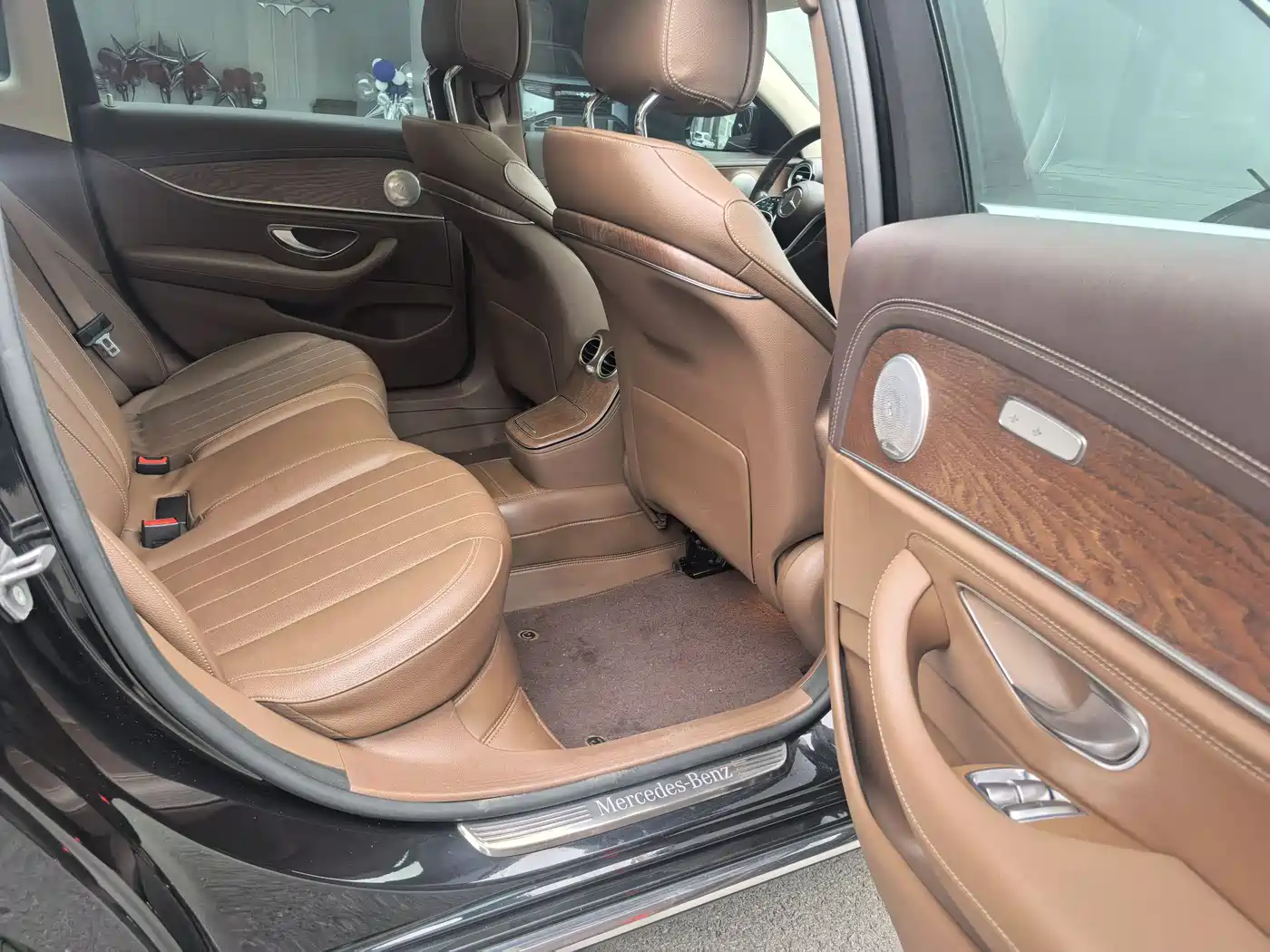 Mercedes-Benz E-Class 2022 Second Facelift E 300 L Fashion фото 10