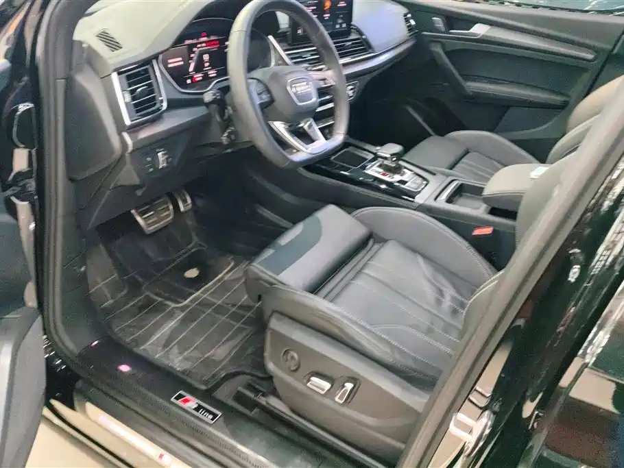 Audi Q5L 2023 40T Luxury Dynamic фото 9