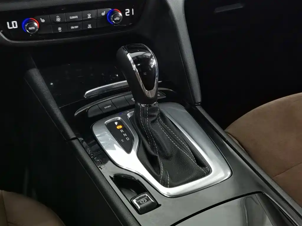 Buick Regal 2019 Model 20T Elite Type China V фото 13