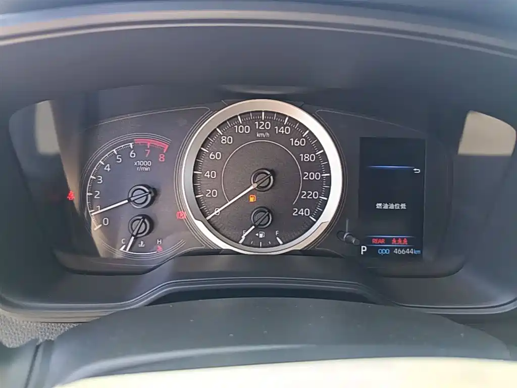 Toyota Levin 2022 185T CVT Luxury Edition фото 12