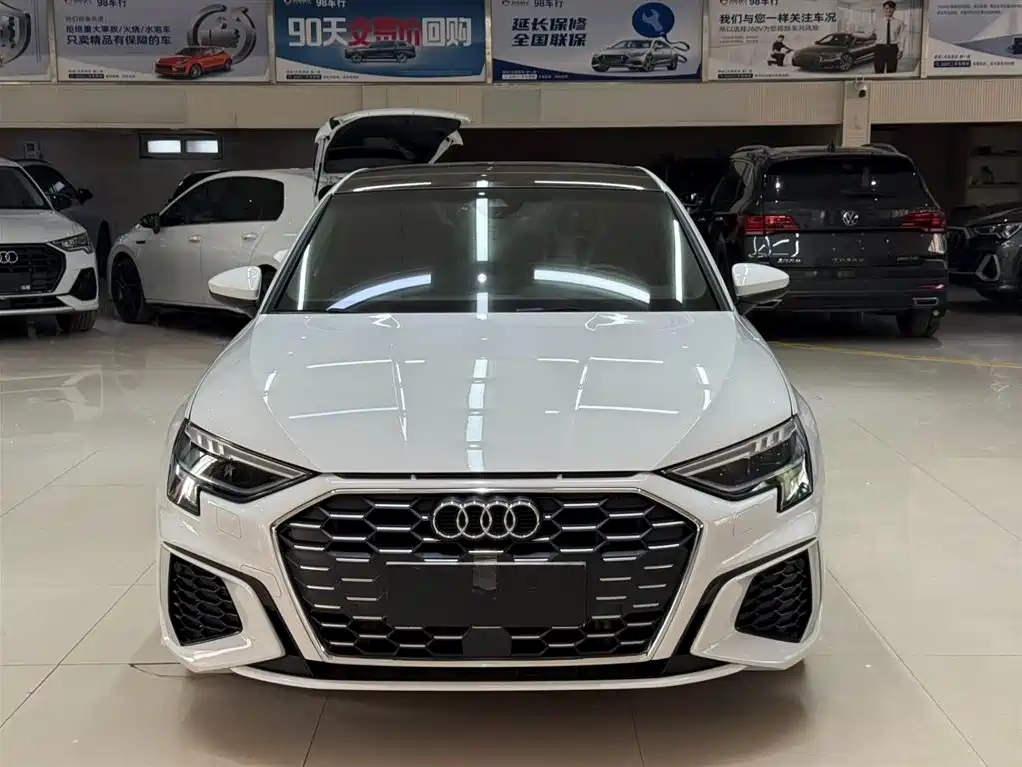 Audi A3 2022 A3L Limousine 35 TFSI Style Sport фото 2