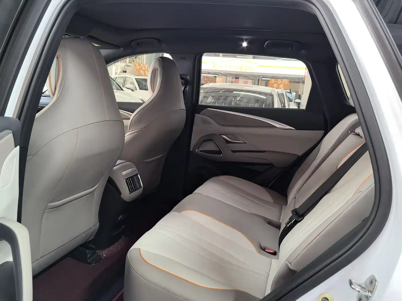 BYD Song Pro New Energy 2023 Champion Edition DM-i 110KM Surpassing Type фото 9