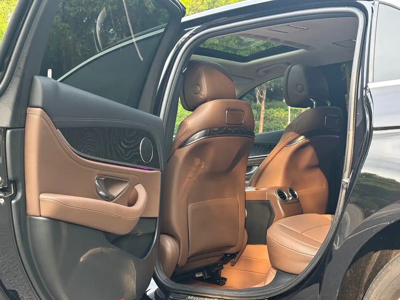 Mercedes-Benz E-Class 2016 E 200 L Sport Type фото 5