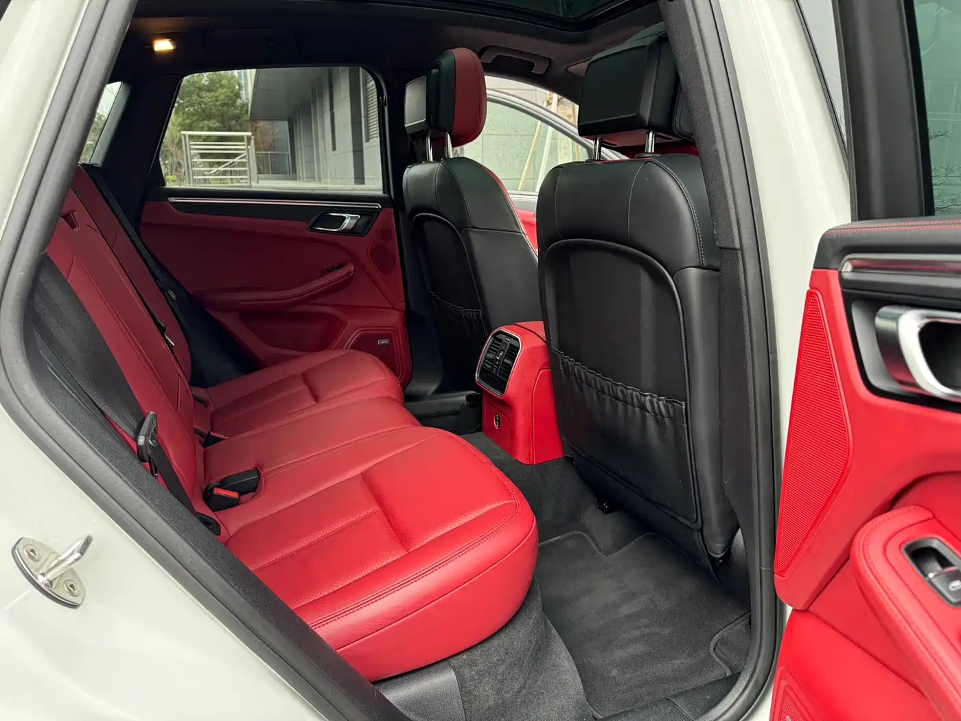 Porsche Macan 2018 Macan 2.0T фото 11