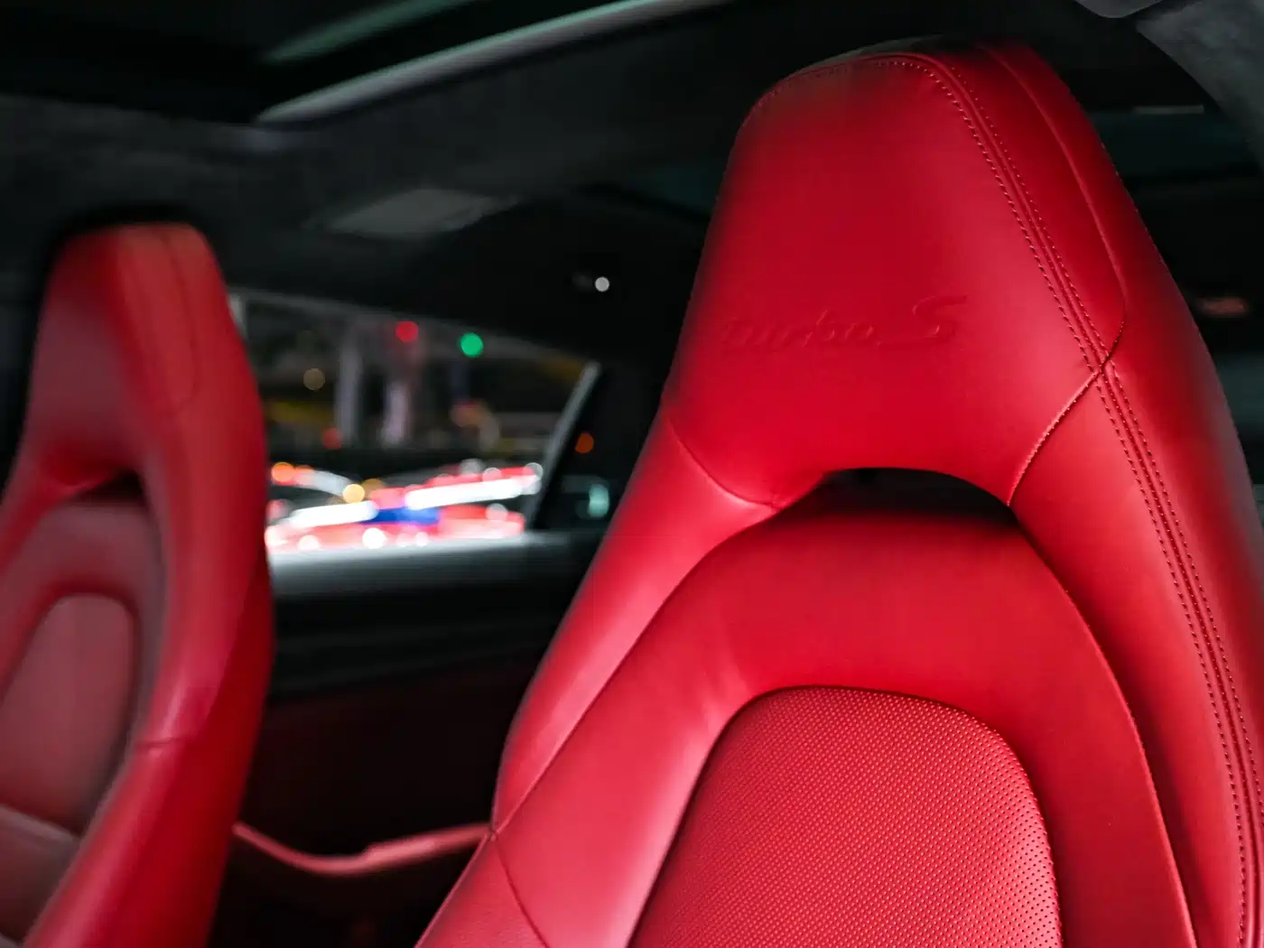Porsche Panamera 2023 Panamera Turbo S Executive Long Wheelbase 4.0T фото 13